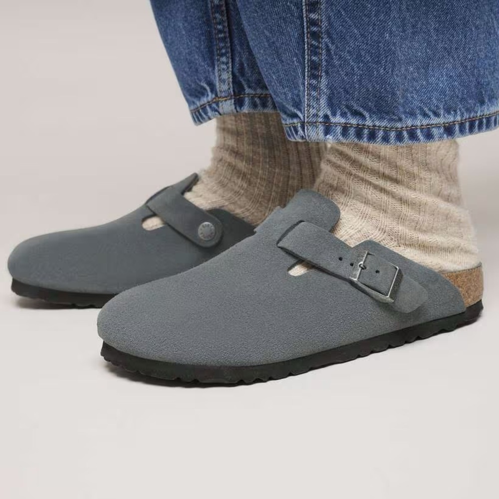 NWOT Birkenstock Boston Clogs